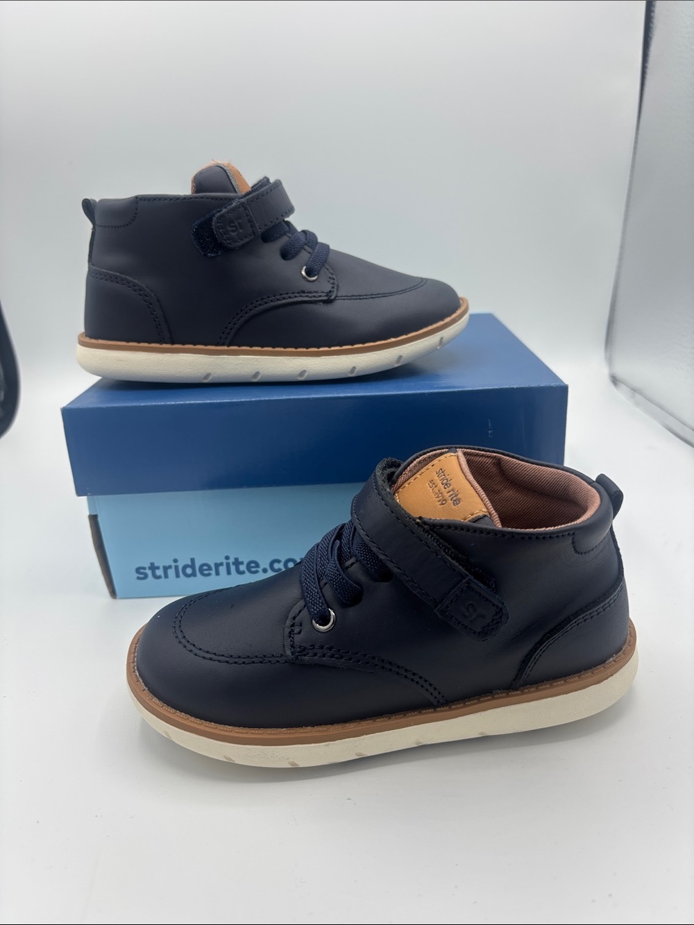 Stride Rite Kids Navy Boot Size 9 Extra Wide width NWT